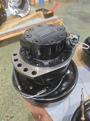 Série MCR de motores de pistão hidráulico radial de grau industrial para controlo suave e preciso